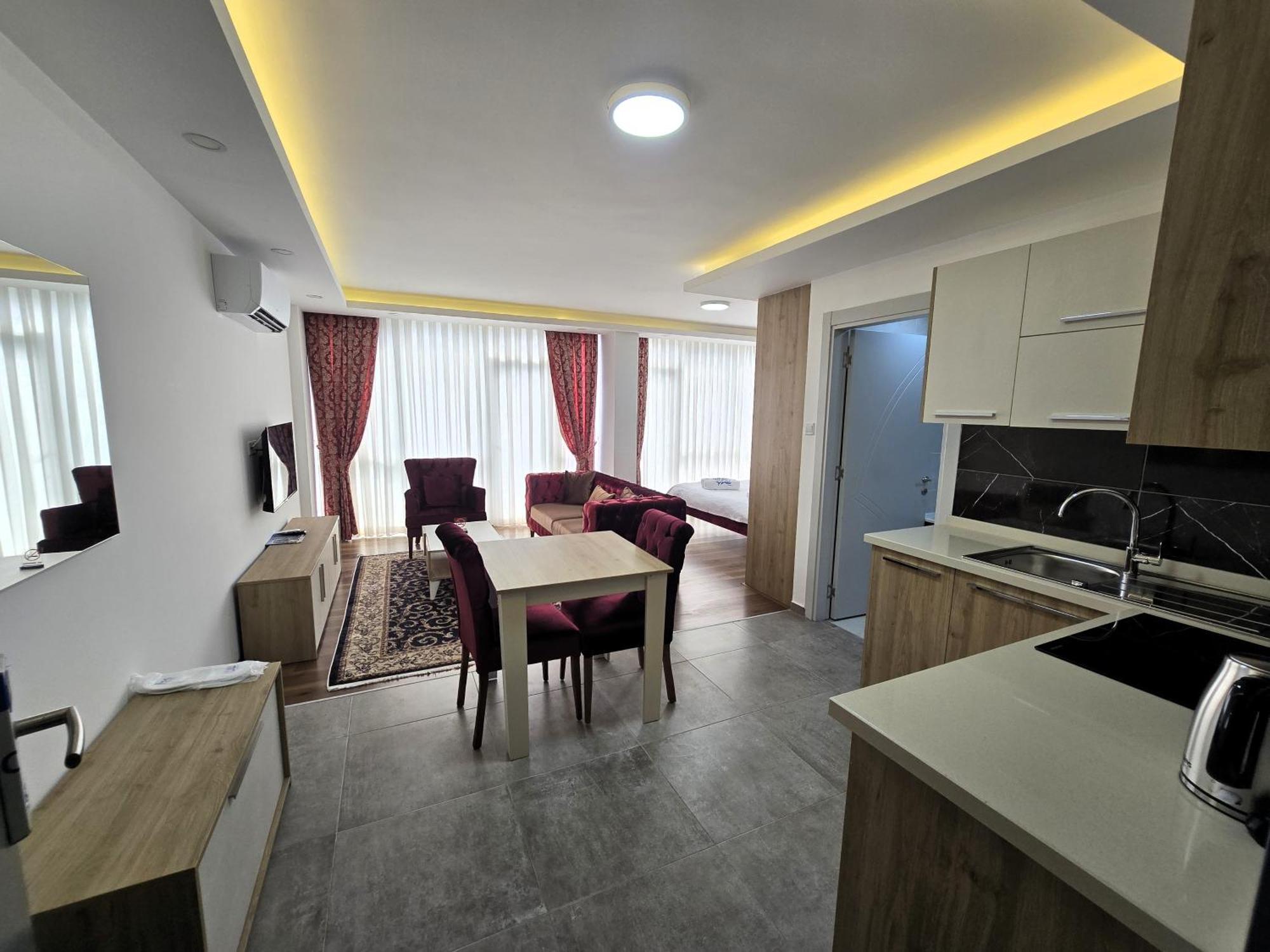 Nurel Shark Residence Kyrenia  Eksteriør billede