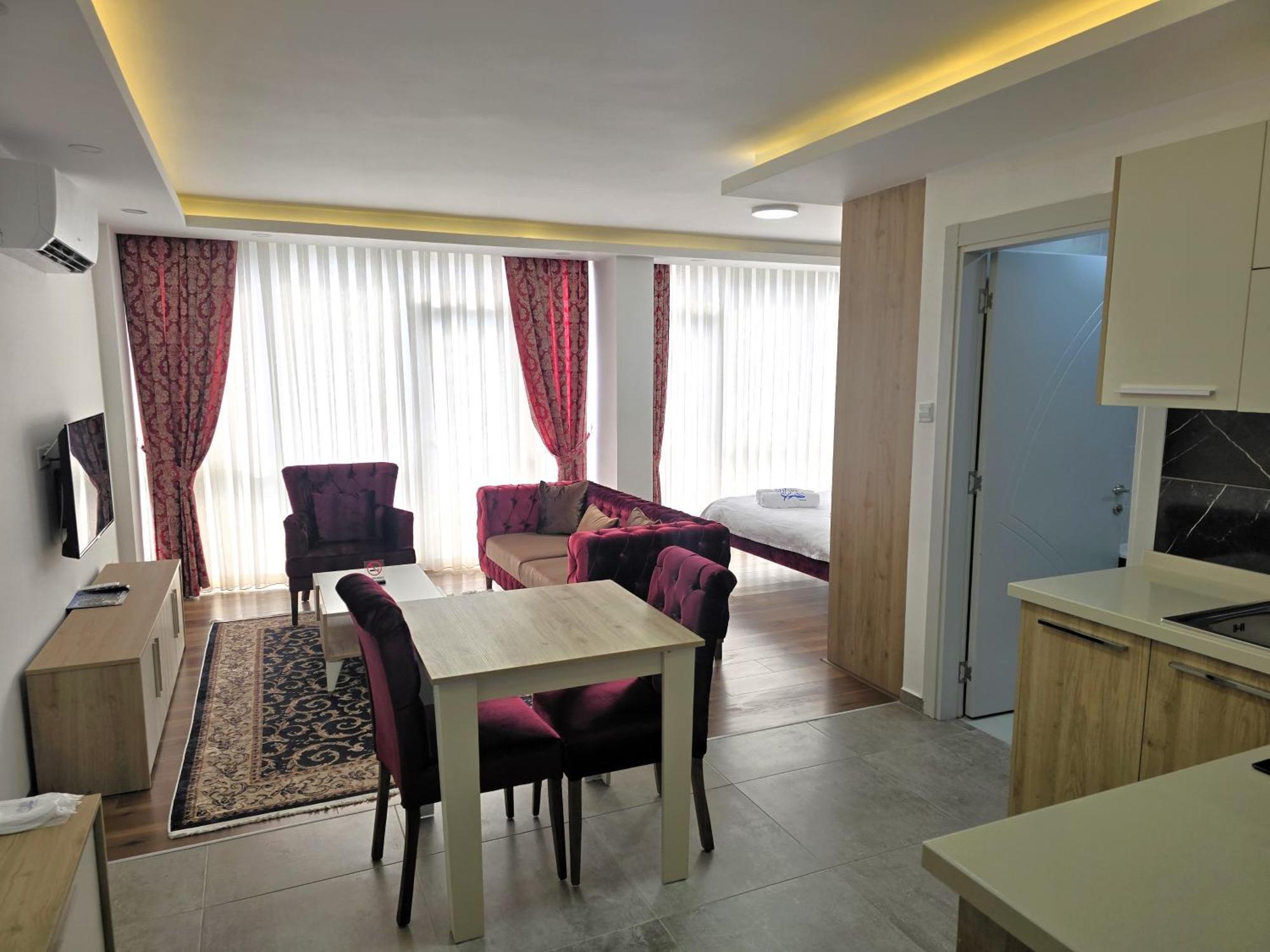 Nurel Shark Residence Kyrenia  Eksteriør billede