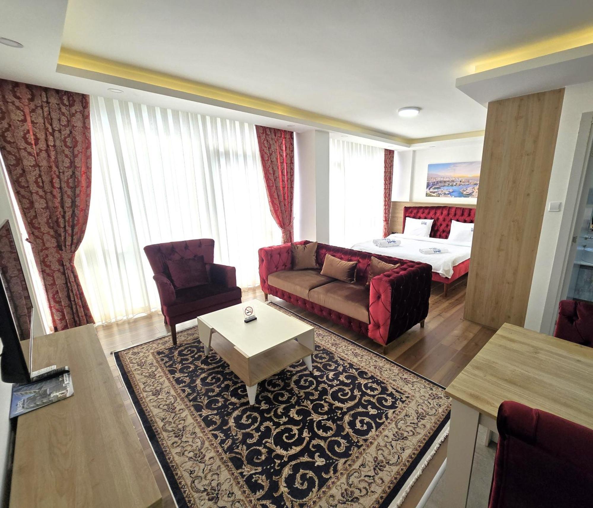 Nurel Shark Residence Kyrenia  Eksteriør billede