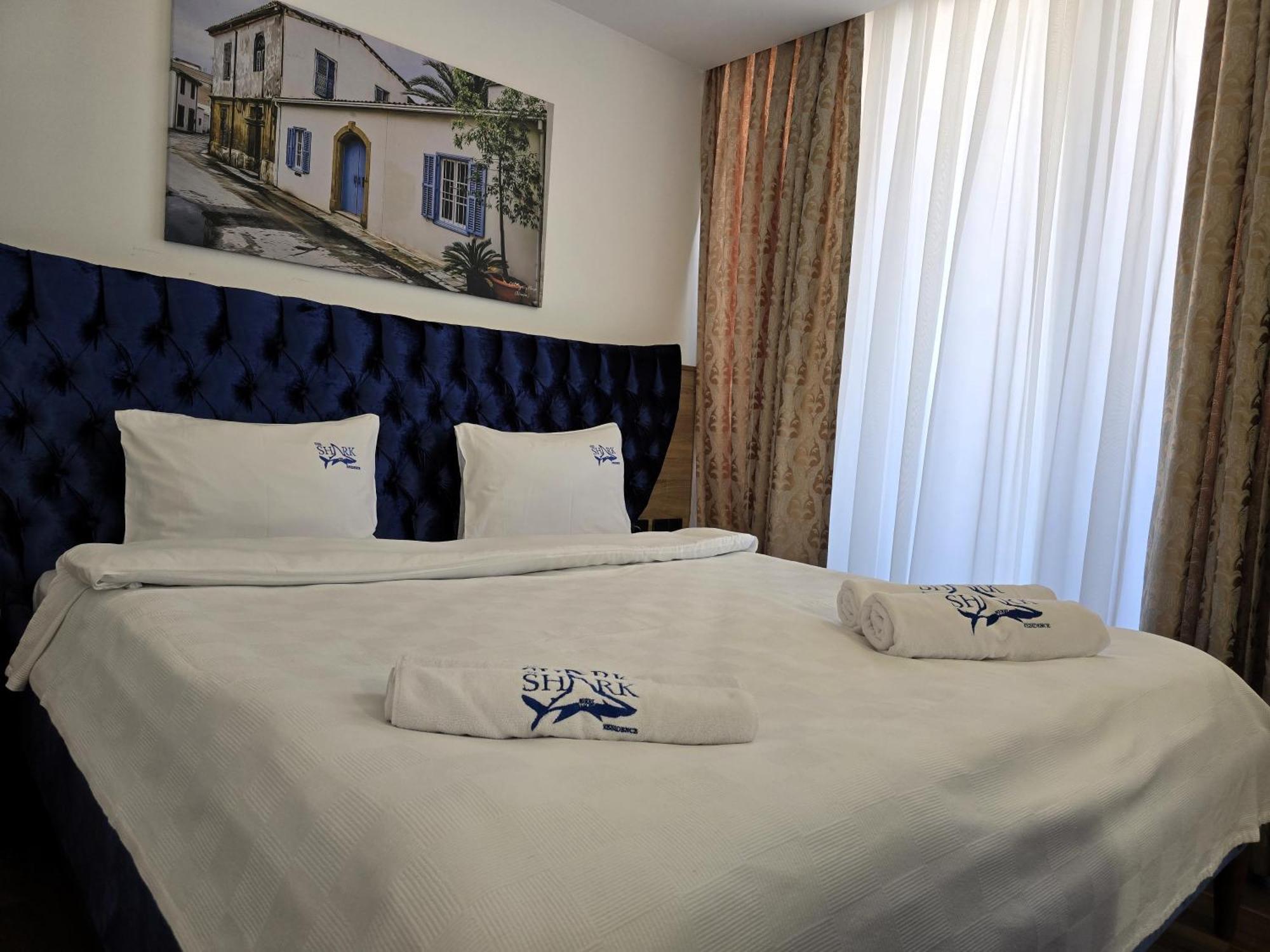 Nurel Shark Residence Kyrenia  Eksteriør billede