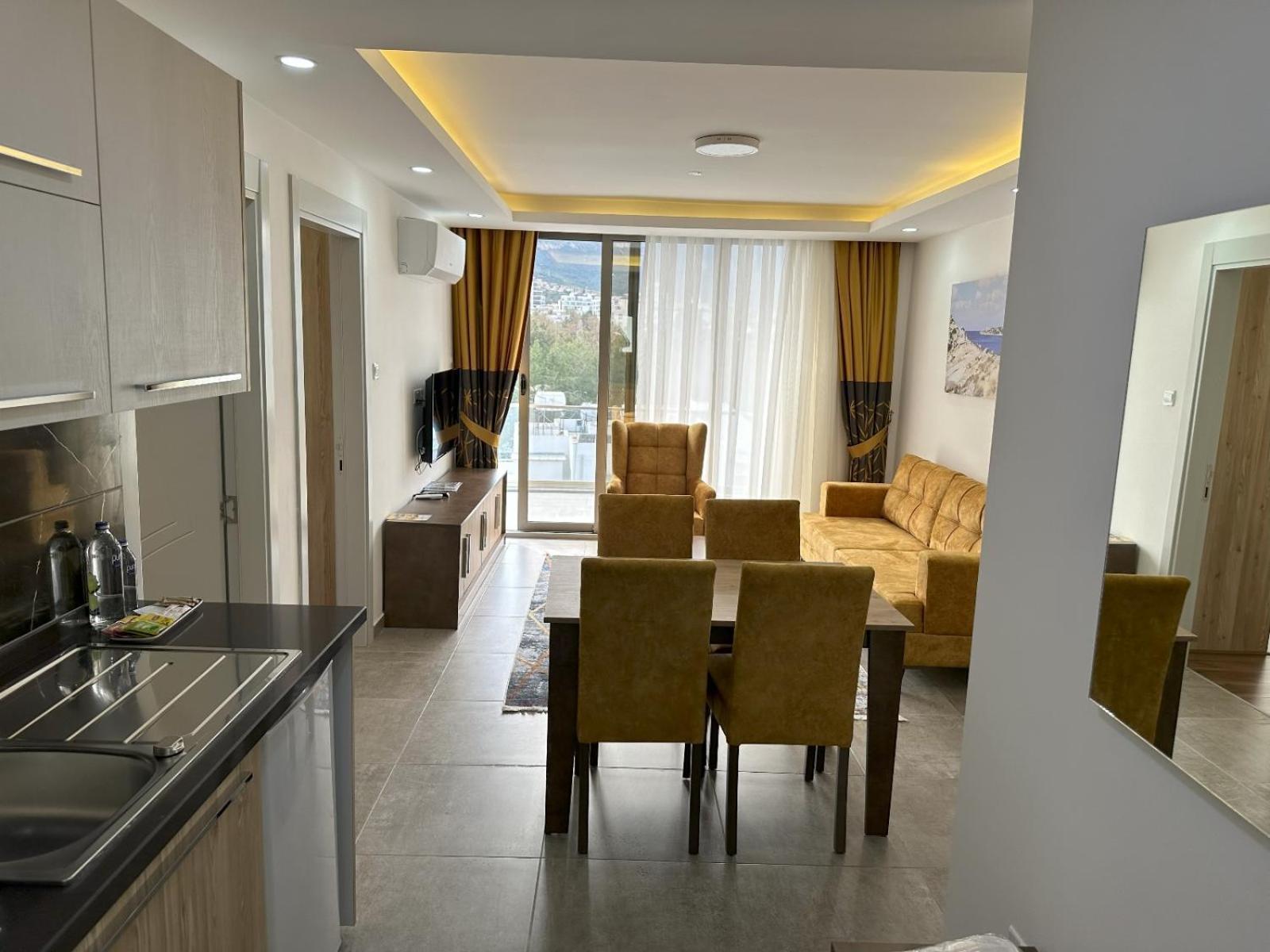 Nurel Shark Residence Kyrenia  Eksteriør billede