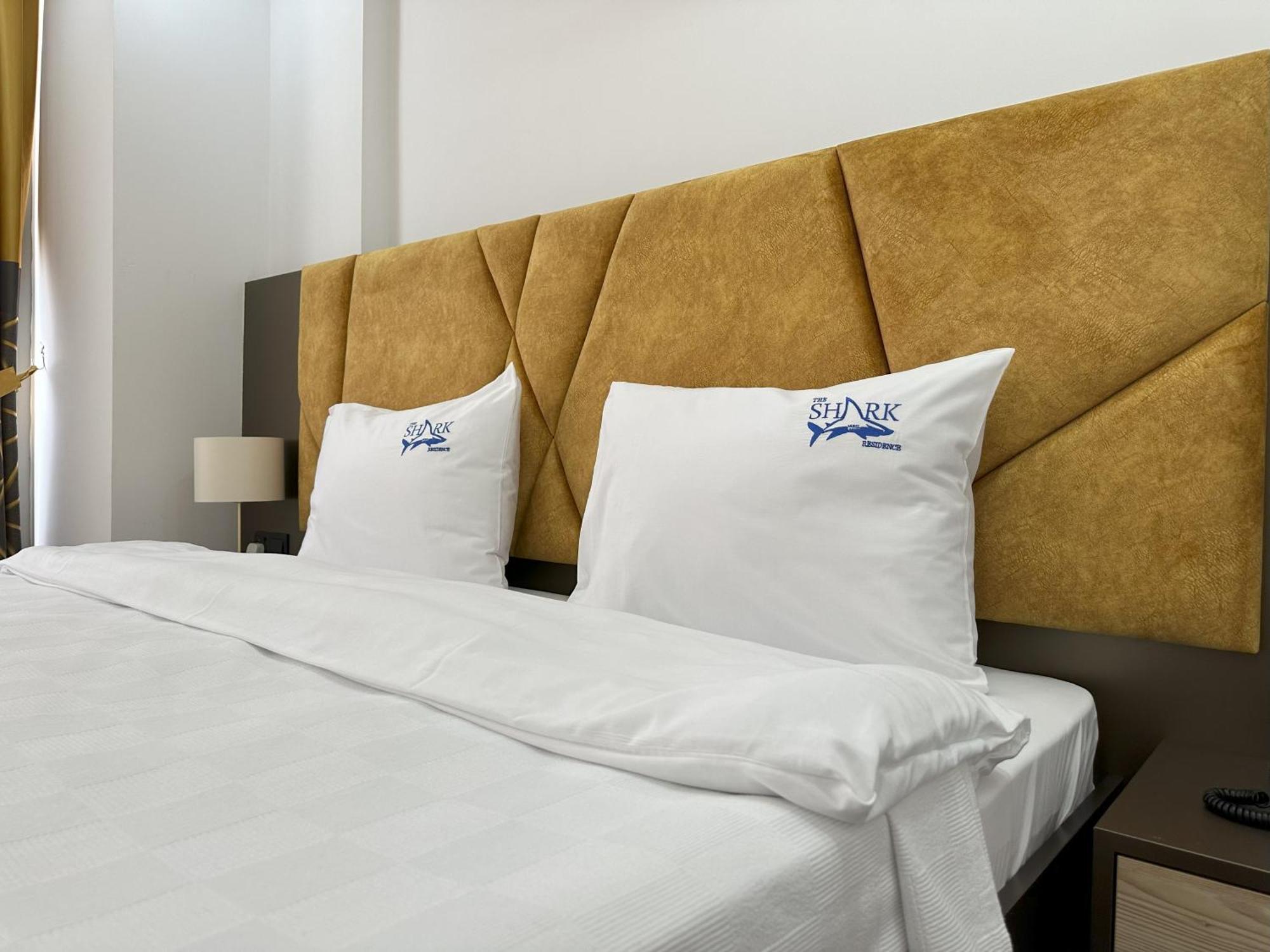 Nurel Shark Residence Kyrenia  Eksteriør billede